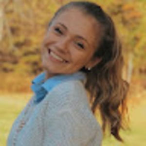 Meet your Posher, Alexis